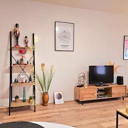 Appartement Cosy Proche Gare - Fibre Optique Et Parking Angouleme Ngoại thất bức ảnh